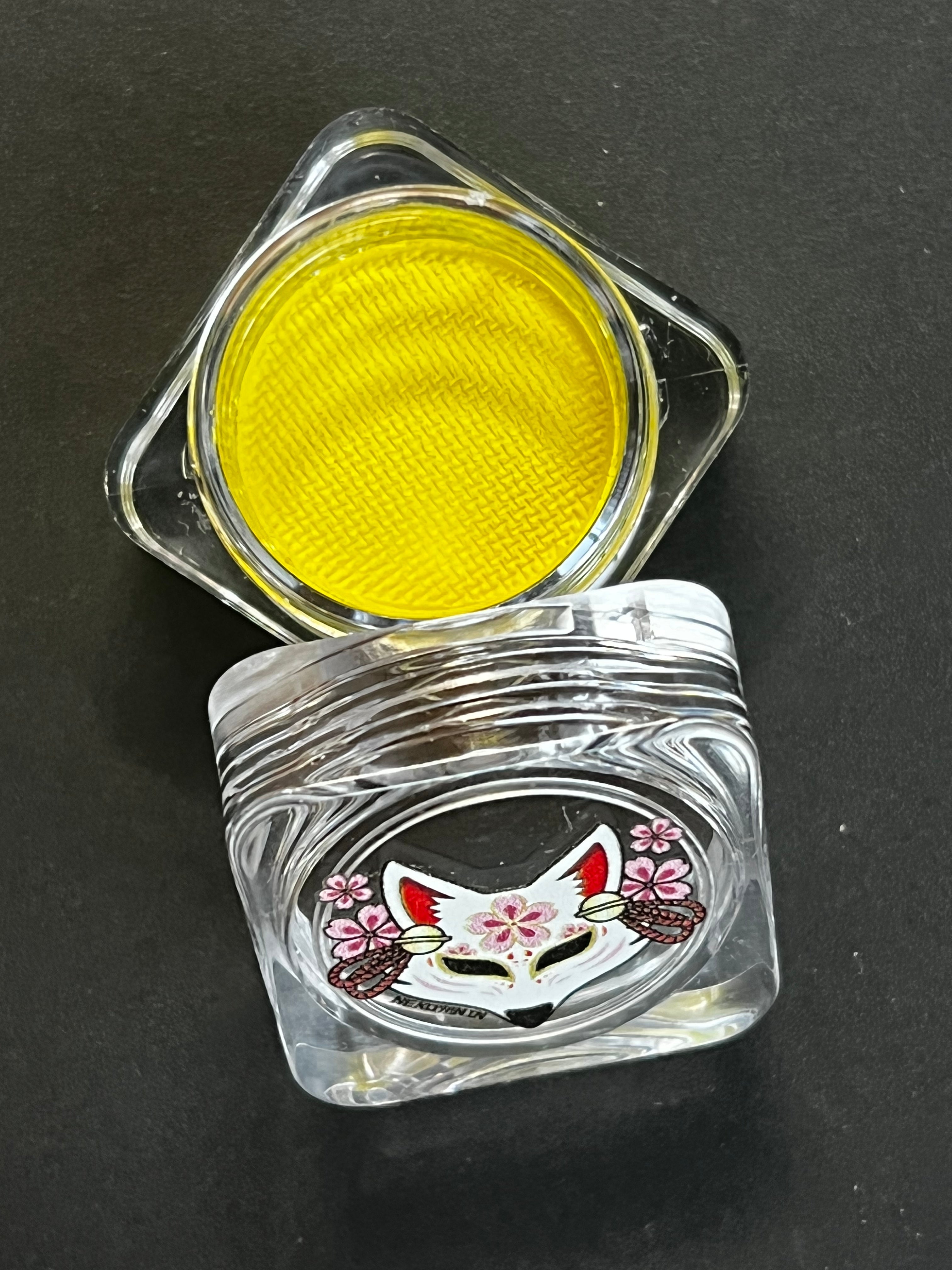 13 - Aureolin (Shiny Yellow) Water Activated Graphic Liner