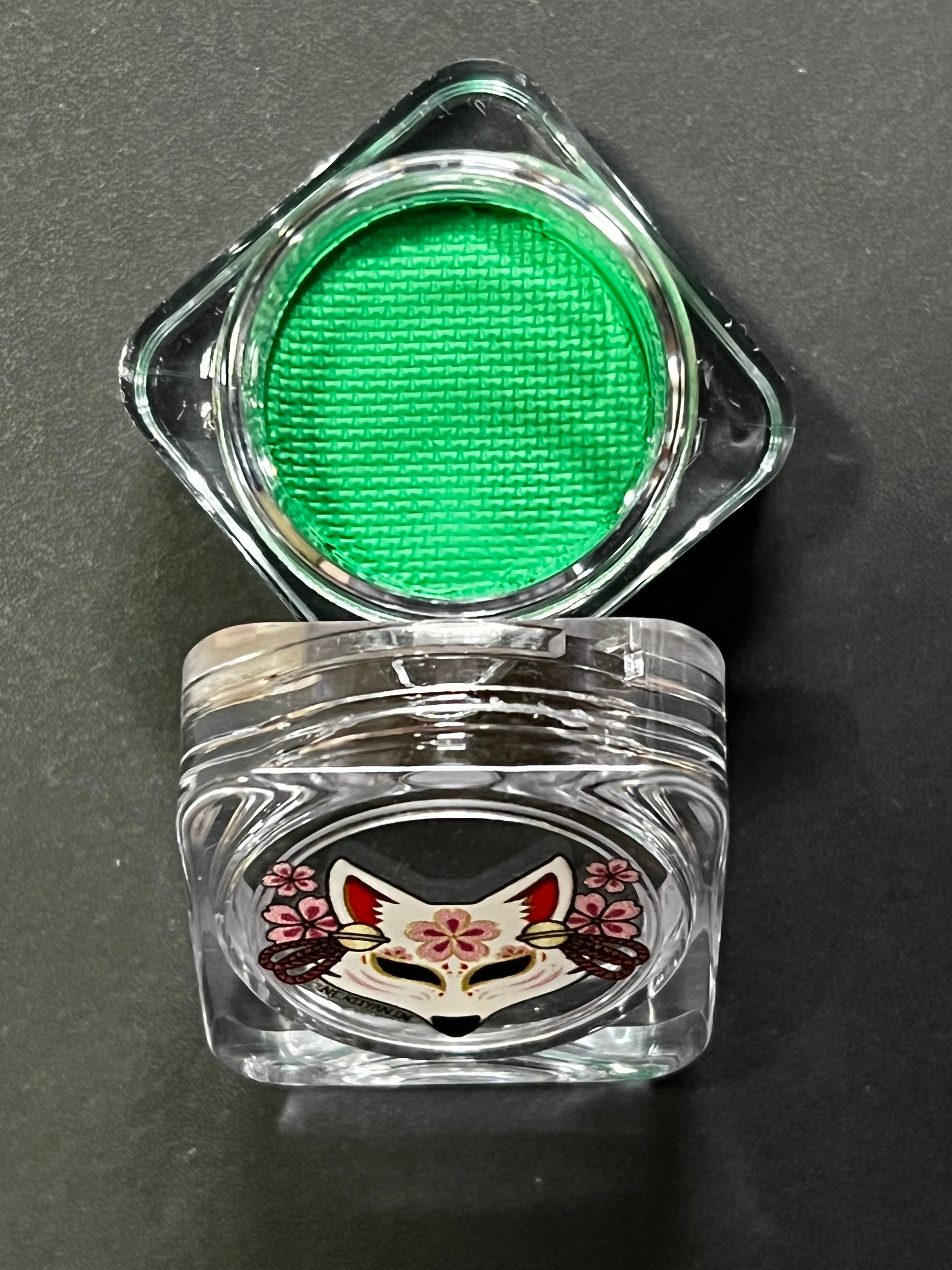 19 - Emerald (Green) Water Activated Graphic Liner