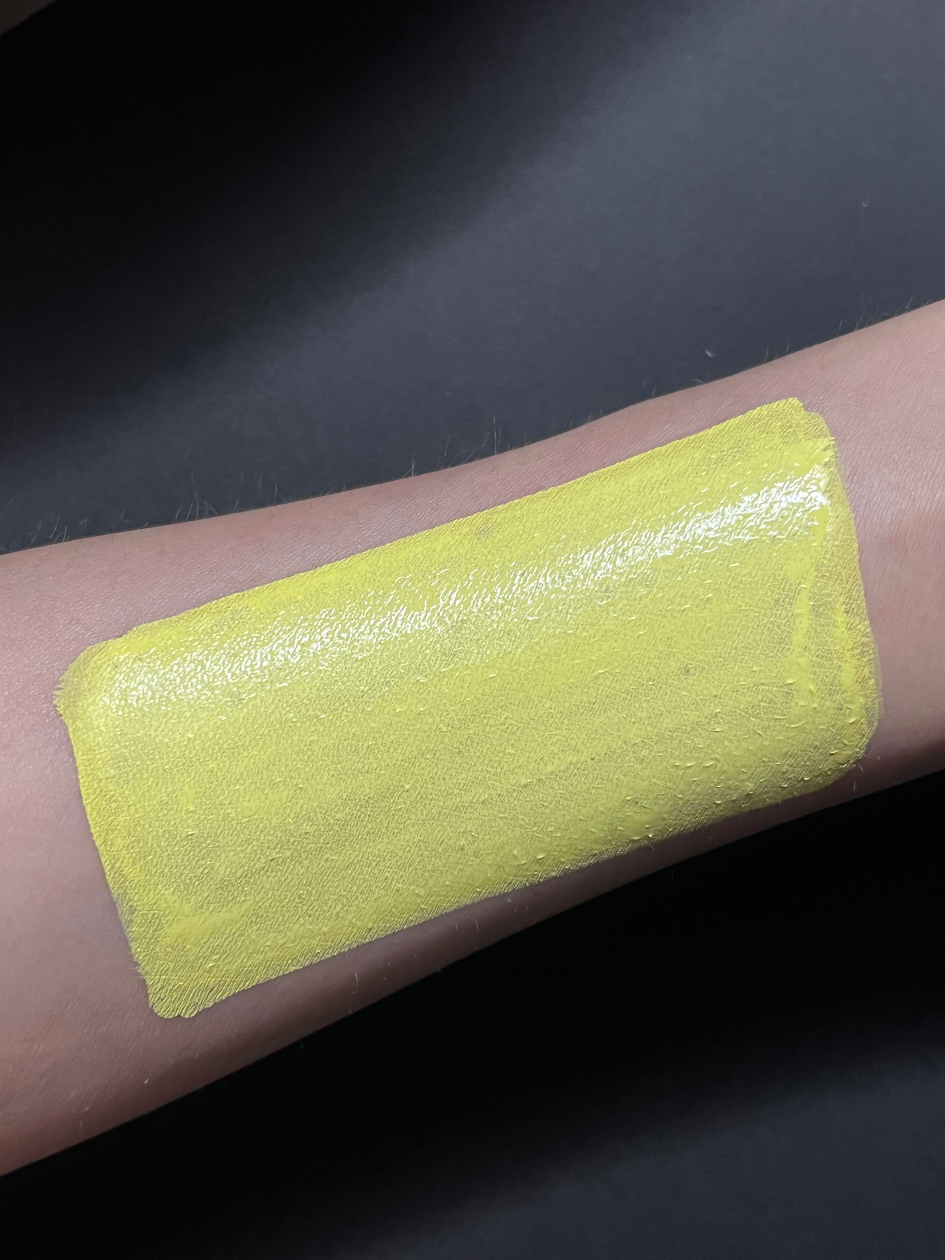 44 - Chartreuse (Yellow) Water Activated Graphic Liner